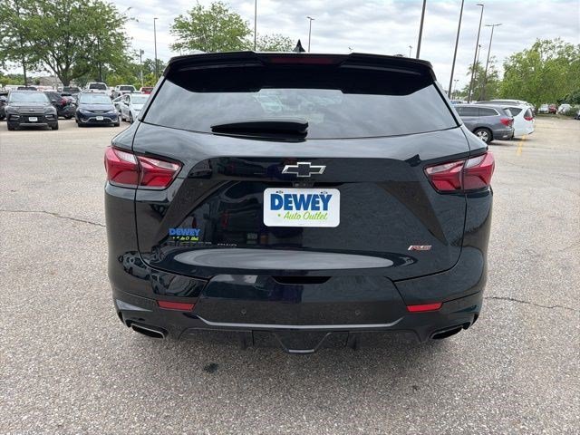 Used 2019 Black Chevrolet RS image 4
