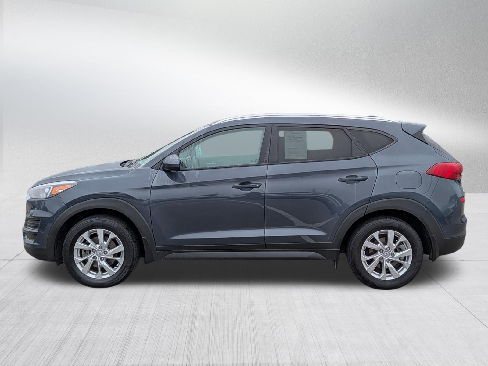 Used 2019 Dusk Blue Hyundai Value image 4