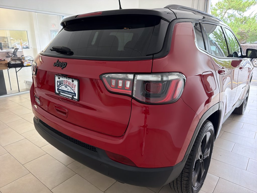Used 2021 Red Line Jeep Latitude image 31