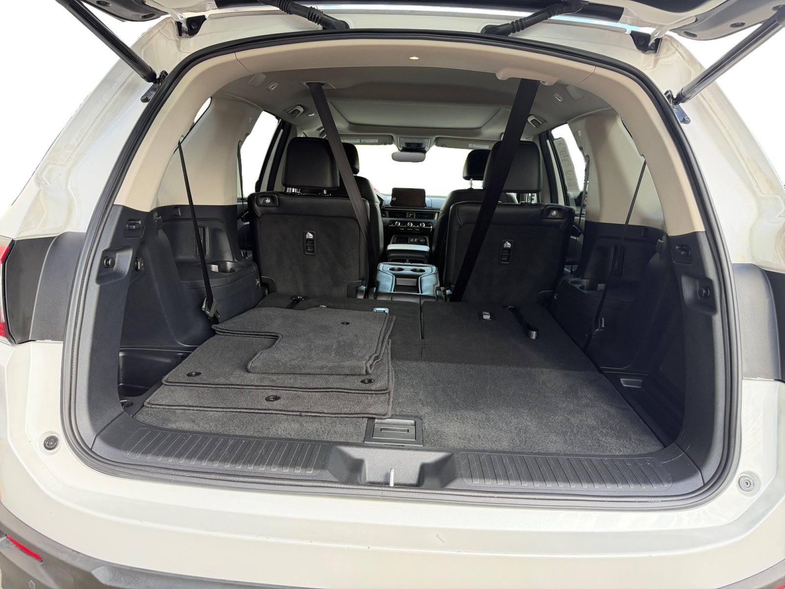 Certified Used 2025 Platinum White Pearl Honda Touring image 39