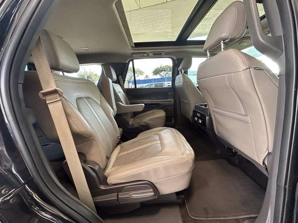 Used 2021 Black Ford Limited image 31