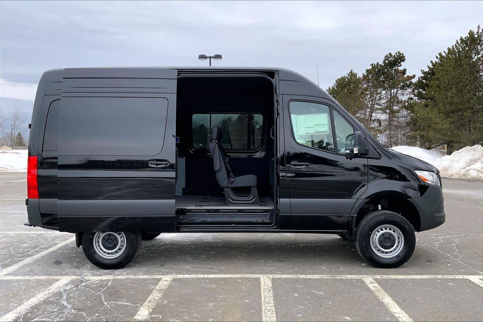 New 2026 Obsidian Black Metallic Mercedes-Benz  image 25