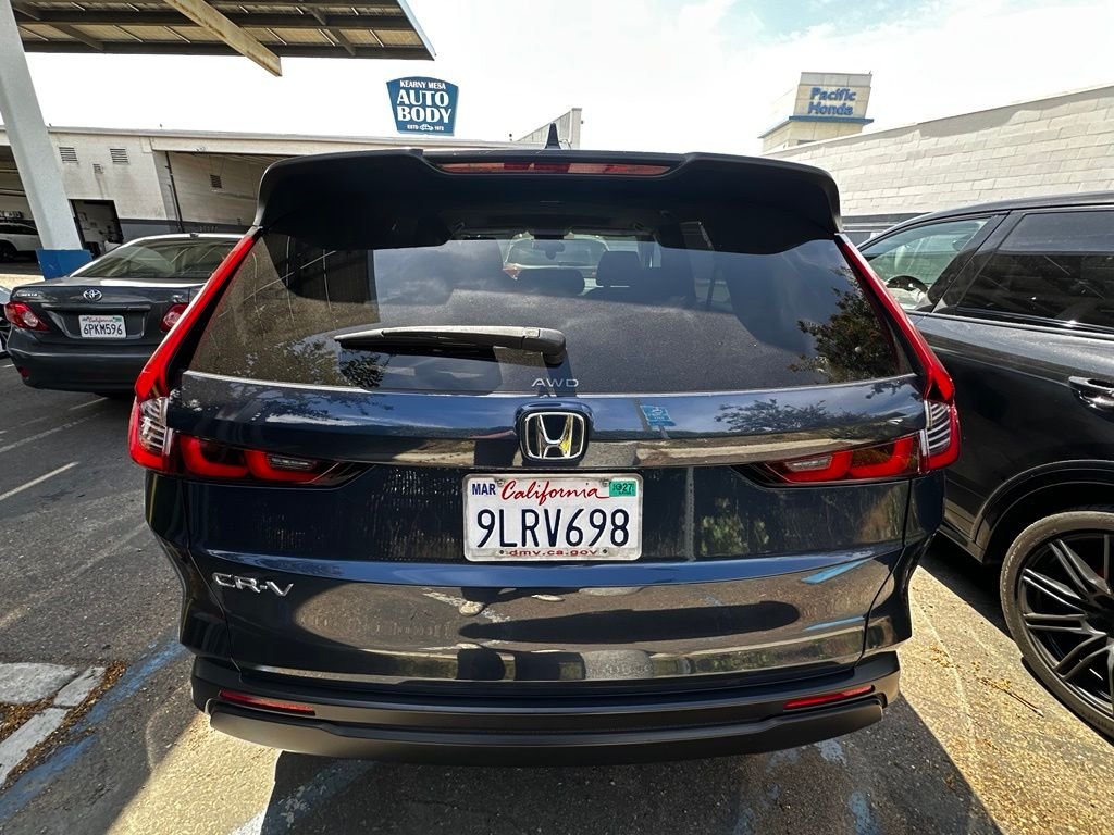 Used 2024  Honda EX image 28