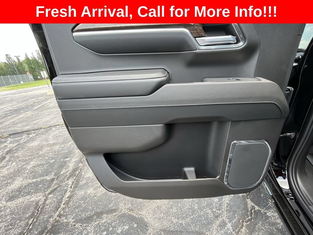 Certified Used 2024 Onyx Black GMC Elevation image 31