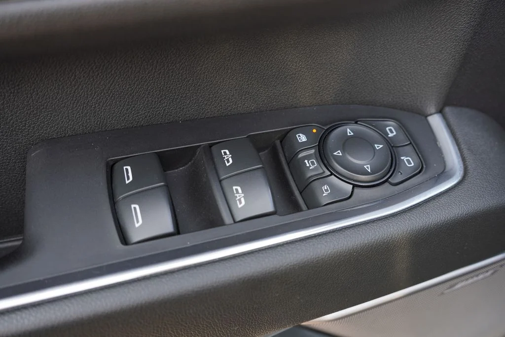 Used 2024 Black Chevrolet High Country image 26