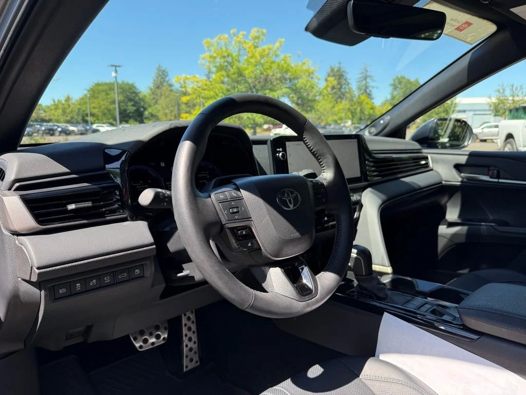 Used 2025  Toyota XSE image 13