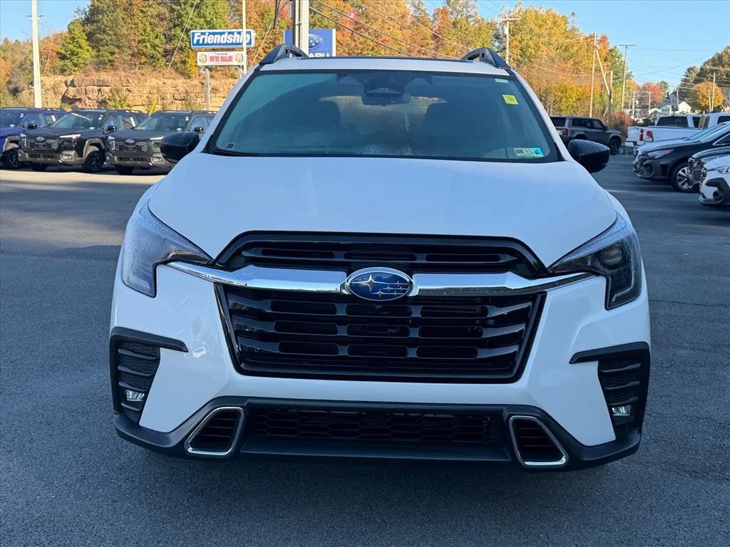 Used 2025 White Subaru Touring image 17