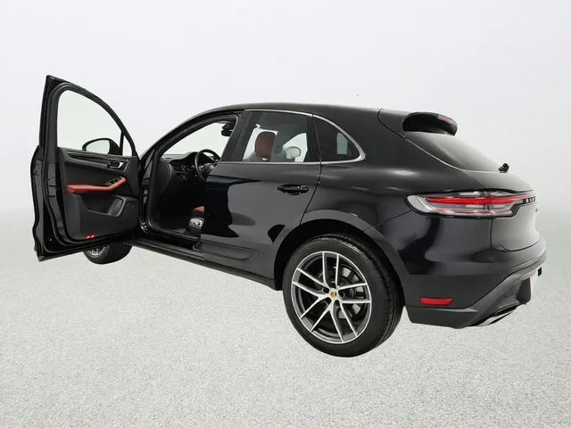 Used 2023 Black Porsche Base image 17