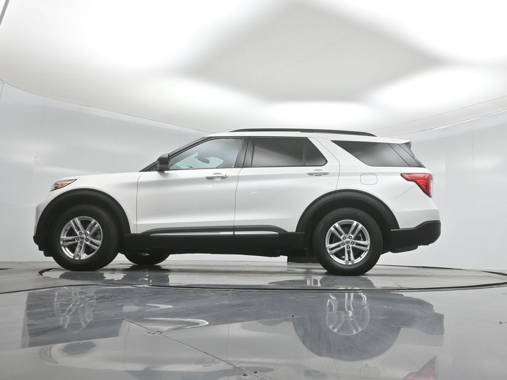 Certified Used 2023 White Ford XLT image 54