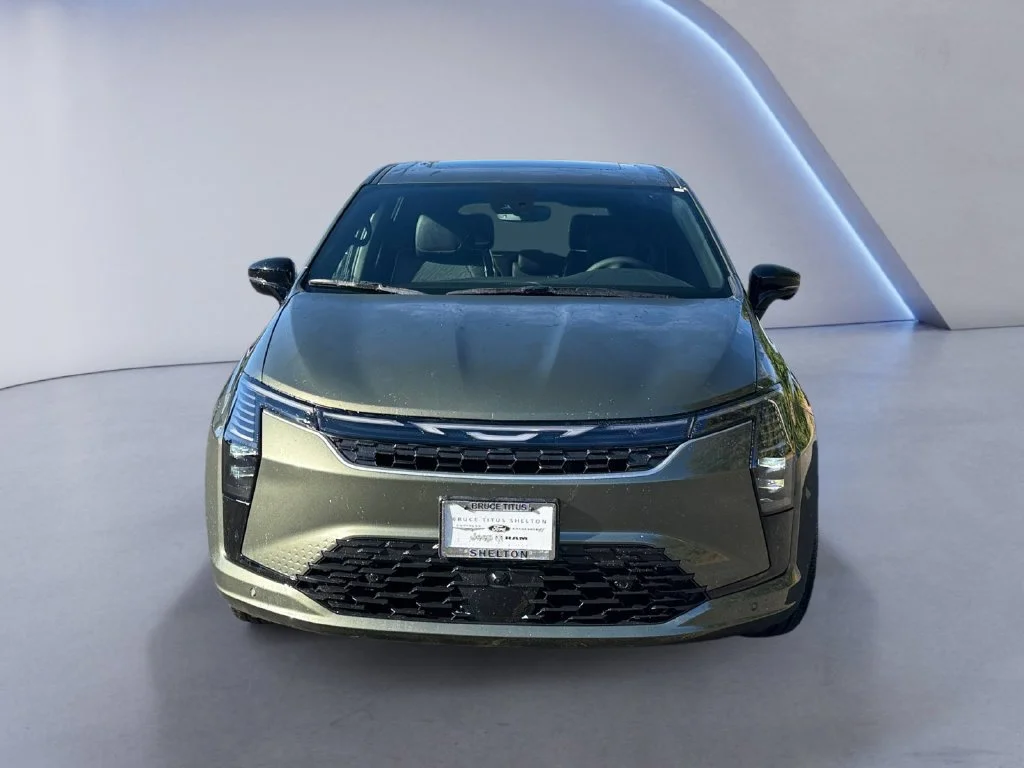 New 2027 Green Chrysler Limited image 8