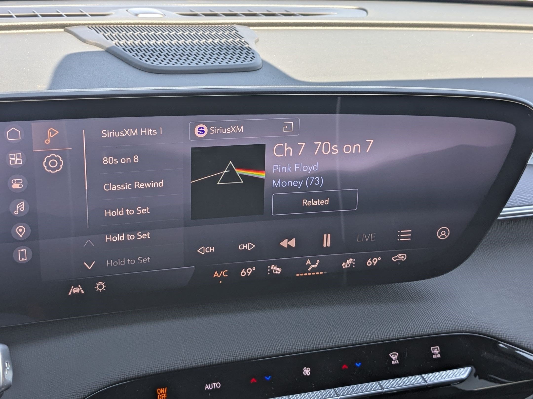 2026 Buick Enclave Sport Touring - Photo 17
