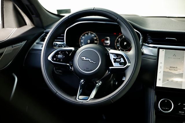 2026 Jaguar F-Pace R-Dynamic S - Photo 31