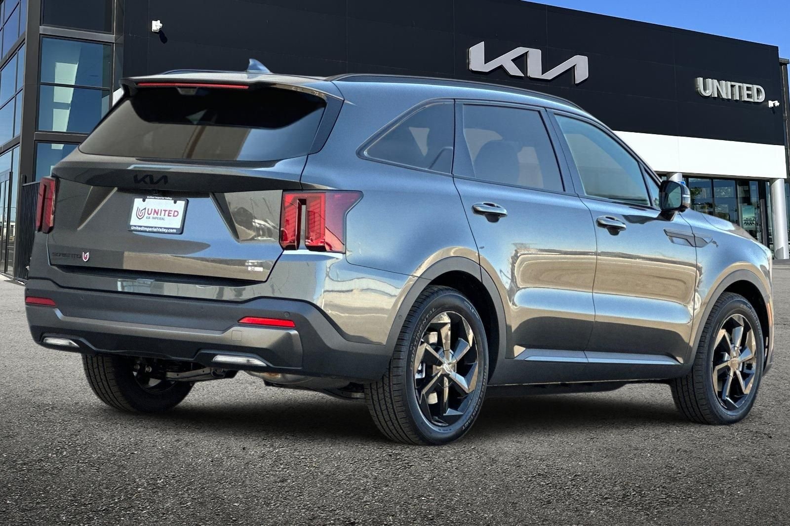 New 2026 Gray Kia X-Line SX Prestige image 4
