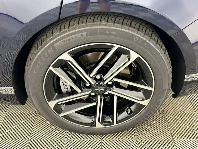 New 2026 Genesis G80 2.5T