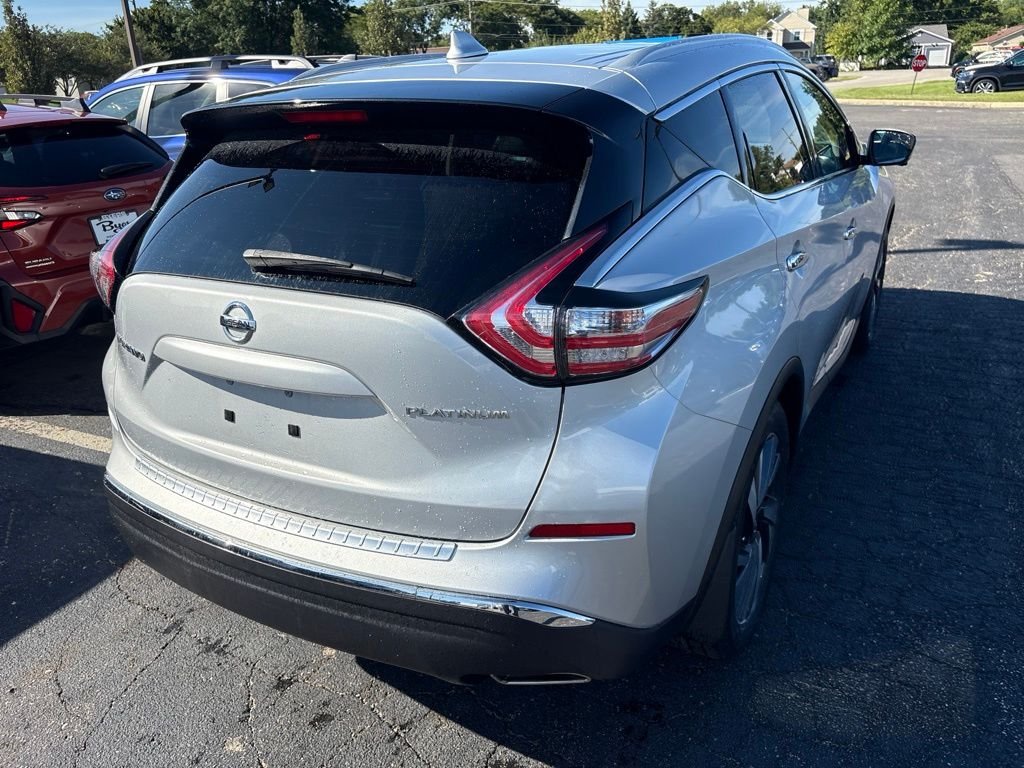 Used 2018 Silver Nissan Platinum image 3