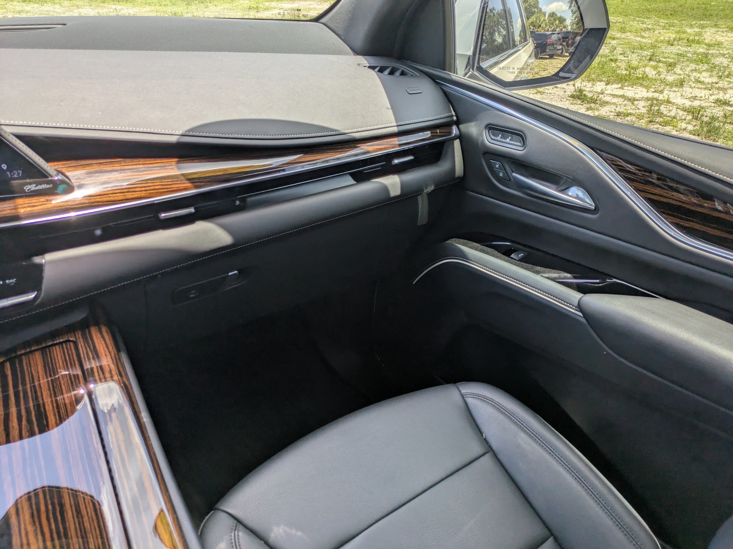 2022 Cadillac Escalade ESV Luxury - Photo 15