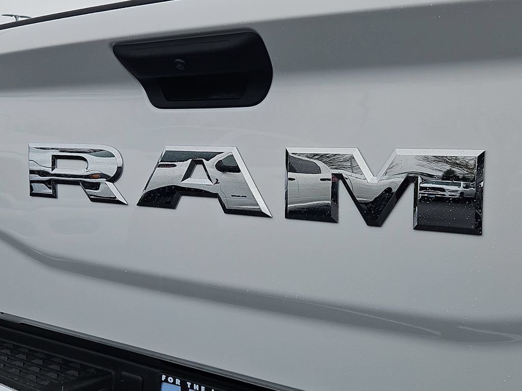 New 2026 Bright White Clear-Coat Exterior Paint RAM Tradesman image 16