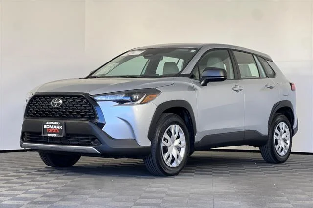 Certified Used 2025 SONIC SILVER Toyota  image 25