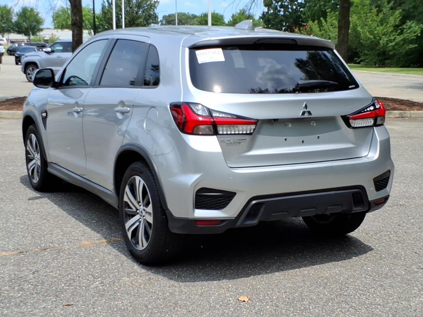 Used 2025  MITSUBISHI  image 14