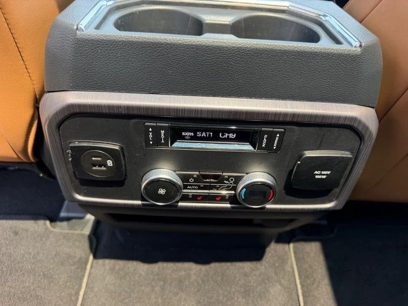 Used 2023 White Ford Platinum image 11