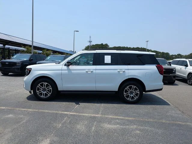 New 2026 Oxford White Ford Active image 40
