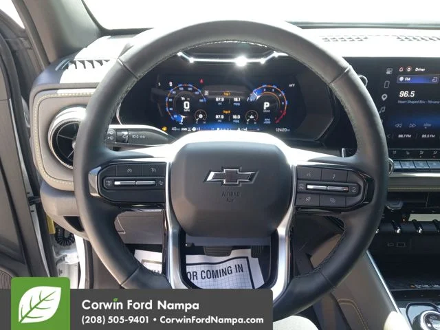 Used 2025 White Chevrolet ZR2 image 14