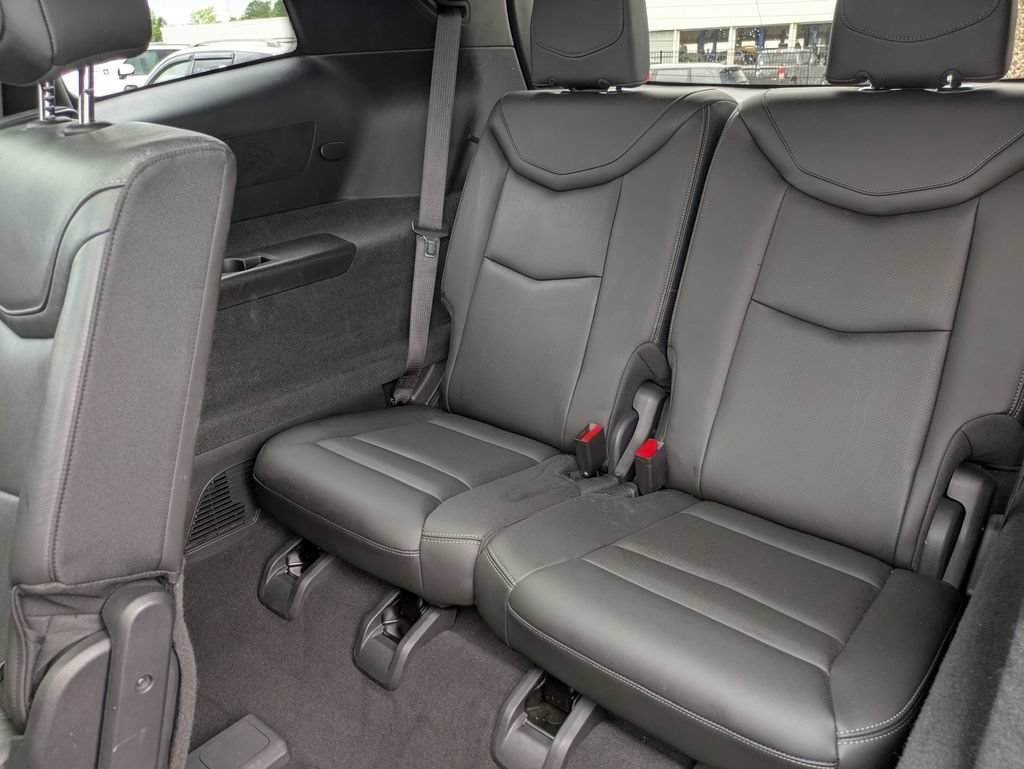 Used 2020 CRYSTAL WHITE TRICOAT Cadillac AWD Sport image 35