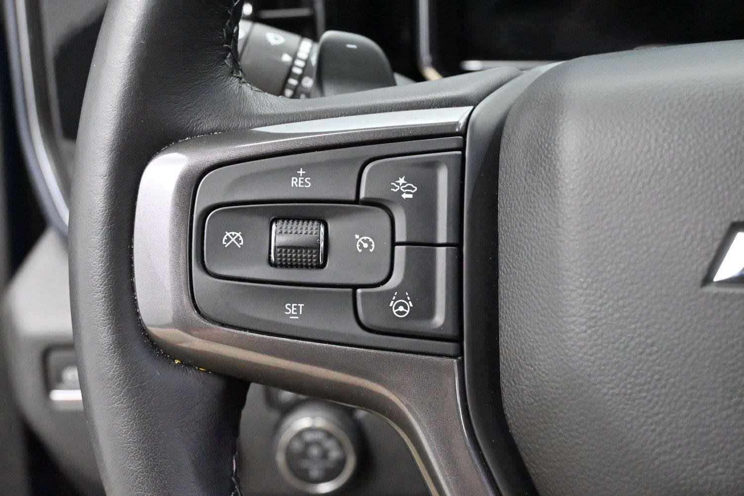 Used 2024 Lakeshore Blue Metallic Chevrolet High Country image 18
