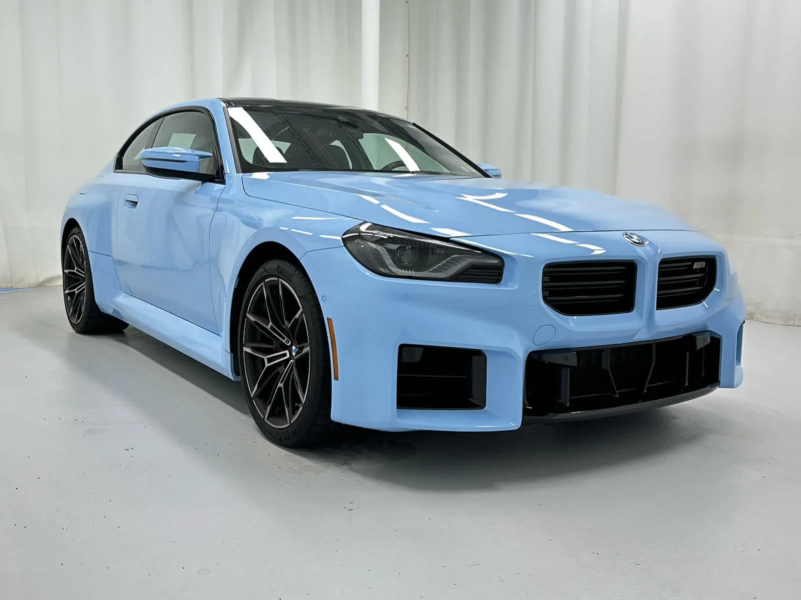 Used 2026 Zandvoort Blue BMW  image 4