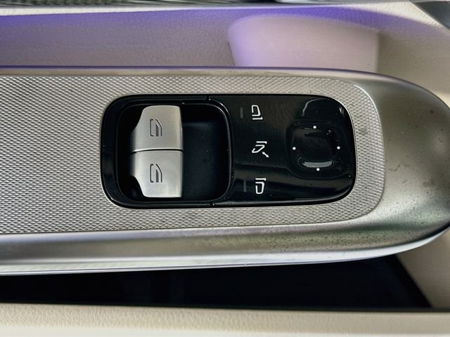 New 2027 MANUFAKTUR Moonlight White Metallic Mercedes-Benz CLE 53 AMG® image 18