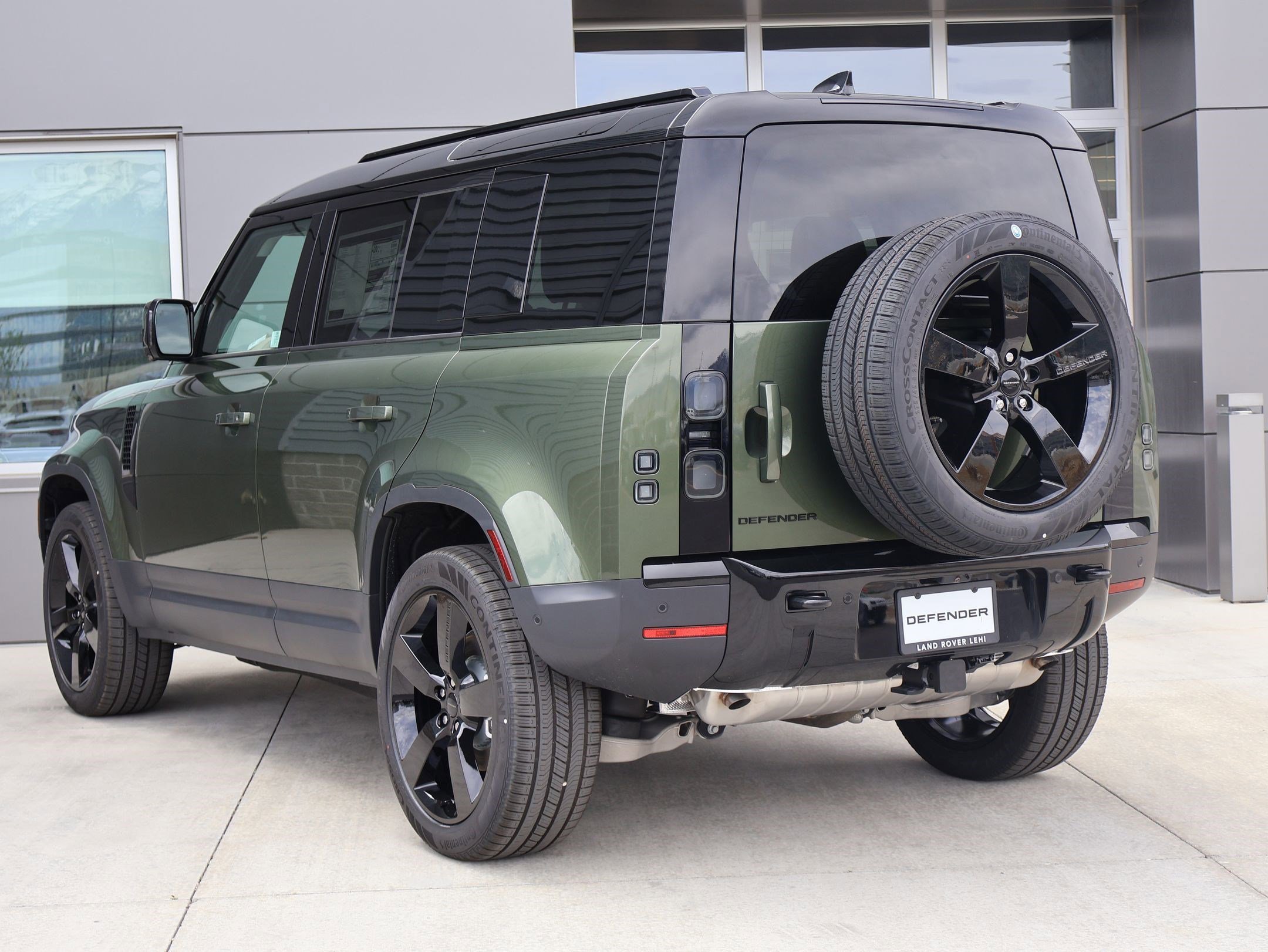New 2026 Woolstone Green LAND ROVER P300 S image 8