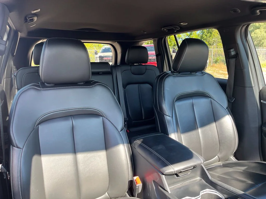 Used 2024 Gray Metallic Jeep Limited image 38