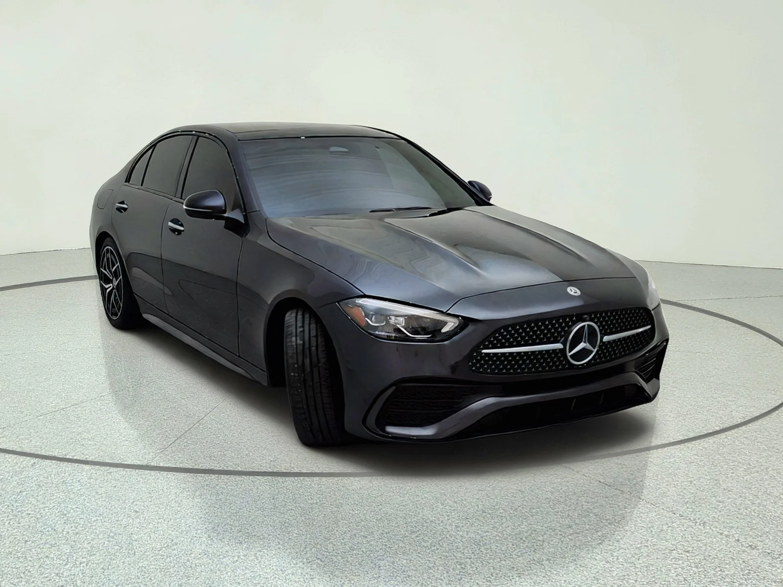 Used 2024 Graphite Grey Metallic Mercedes-Benz C 300 image 4