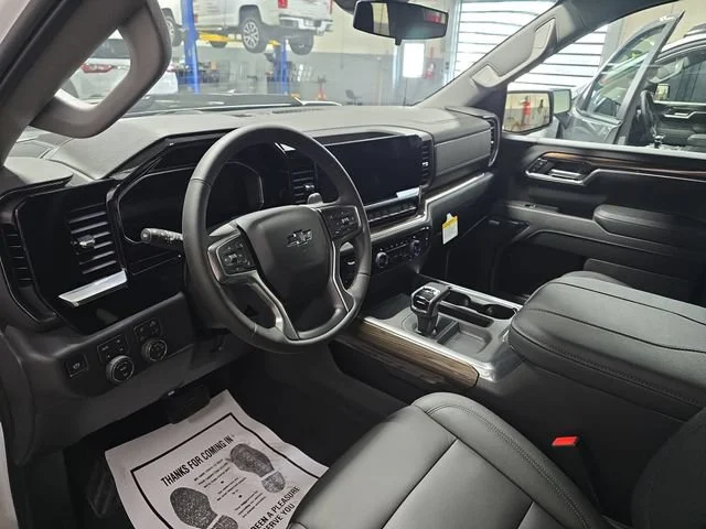 New 2026 Summit White Chevrolet LT Trail Boss image 16