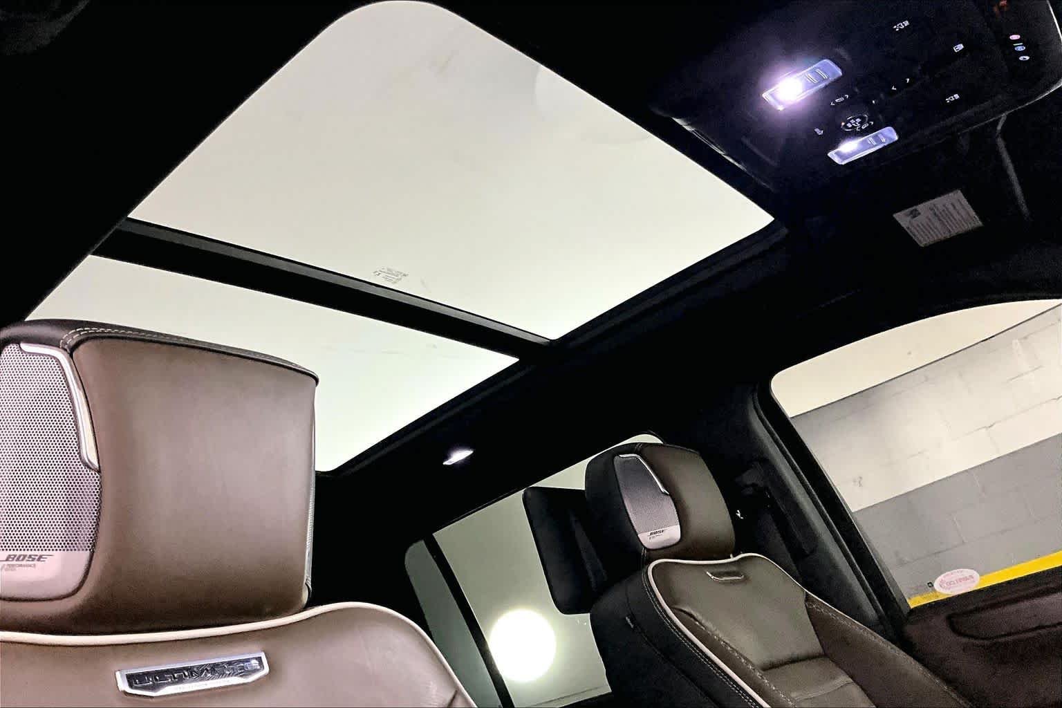 2025 GMC Yukon XL Denali Ultimate - Photo 14
