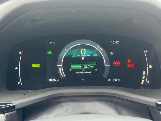 Certified Used 2025  Toyota SE image 20