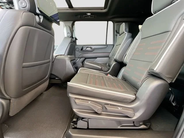 2026 GMC Yukon XL AT4 Ultimate - Photo 17