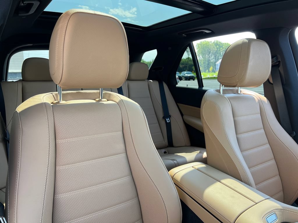 New 2026 Obsidian Black Metallic Mercedes-Benz GLE 350 image 58