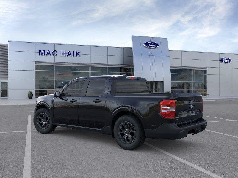 New 2026 Shadow Black Ford XLT image 4