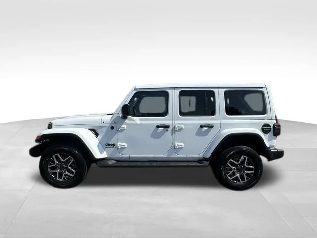 2025 Jeep Wrangler 4-Door Sahara - Photo 8