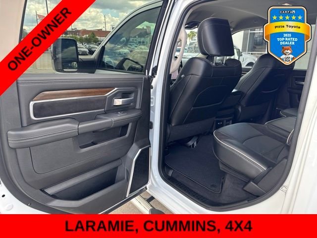 Used 2024 White Ram Laramie image 15