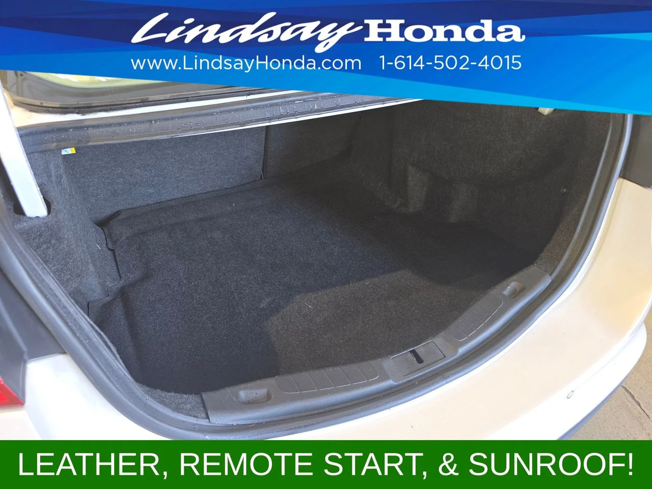 Used 2014 White Platinum Clearcoat Metallic Ford SE image 8