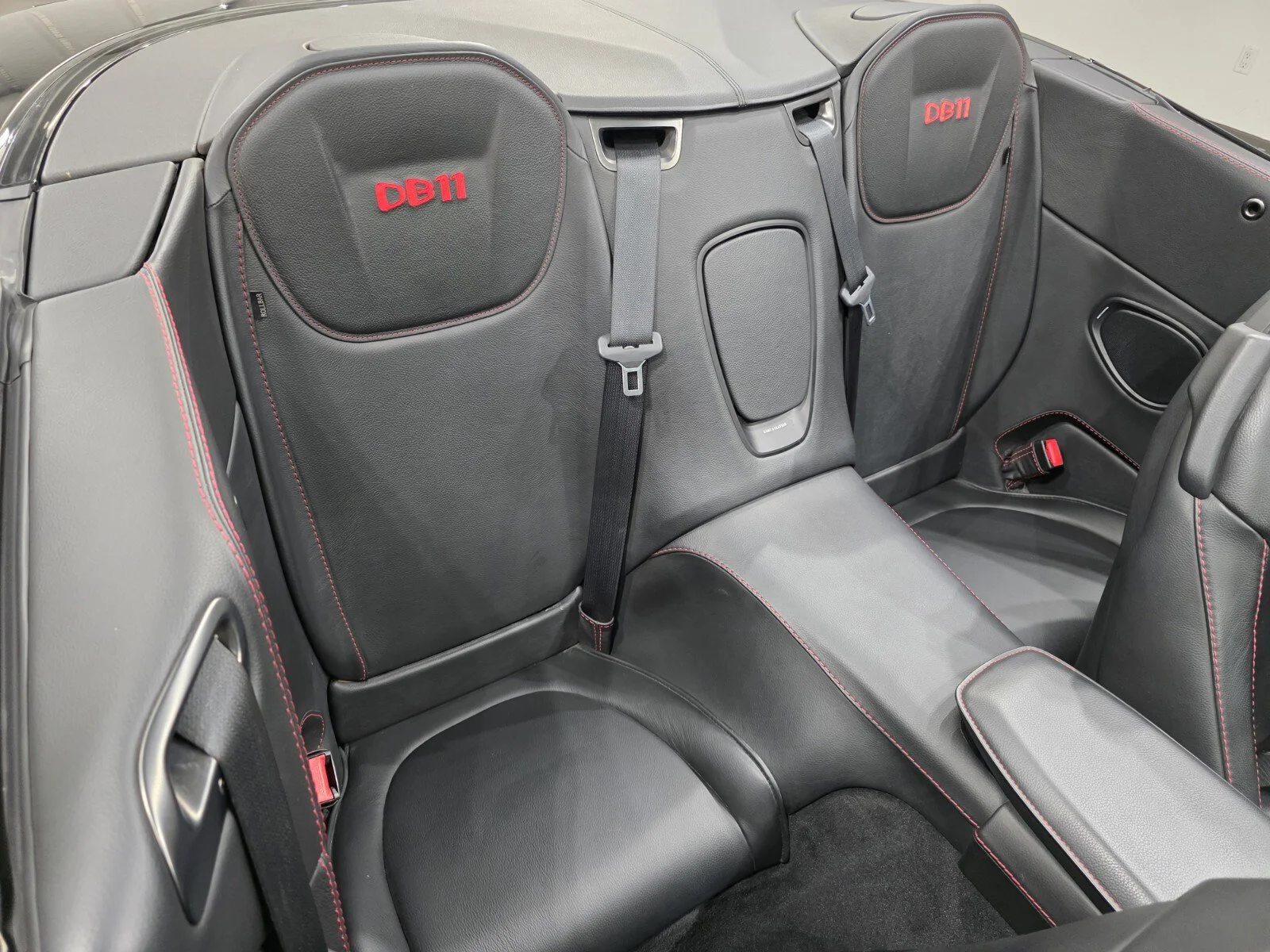 Used 2019 Jet Black Aston Martin Volante image 18