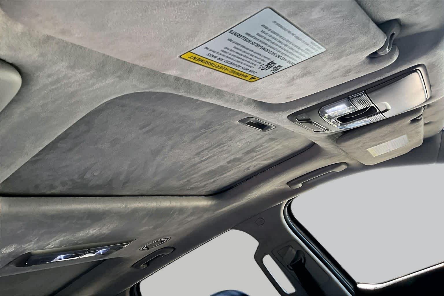 Used 2022 Wolf Gray Kia SX image 14