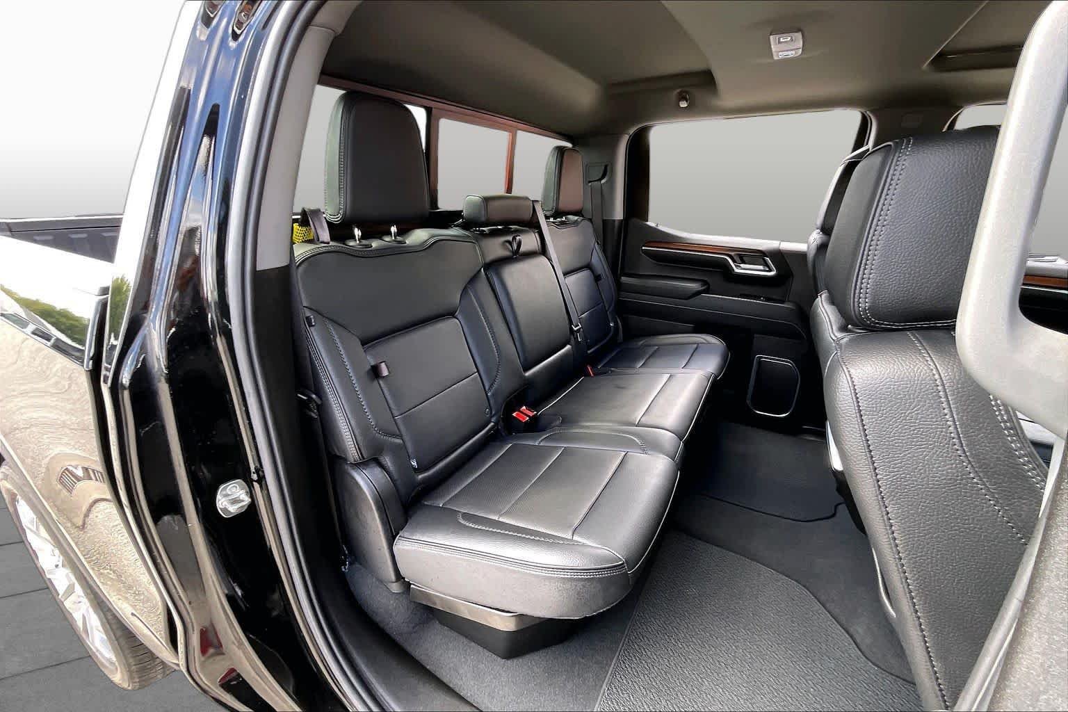 Used 2026 Onyx Black GMC Denali image 21