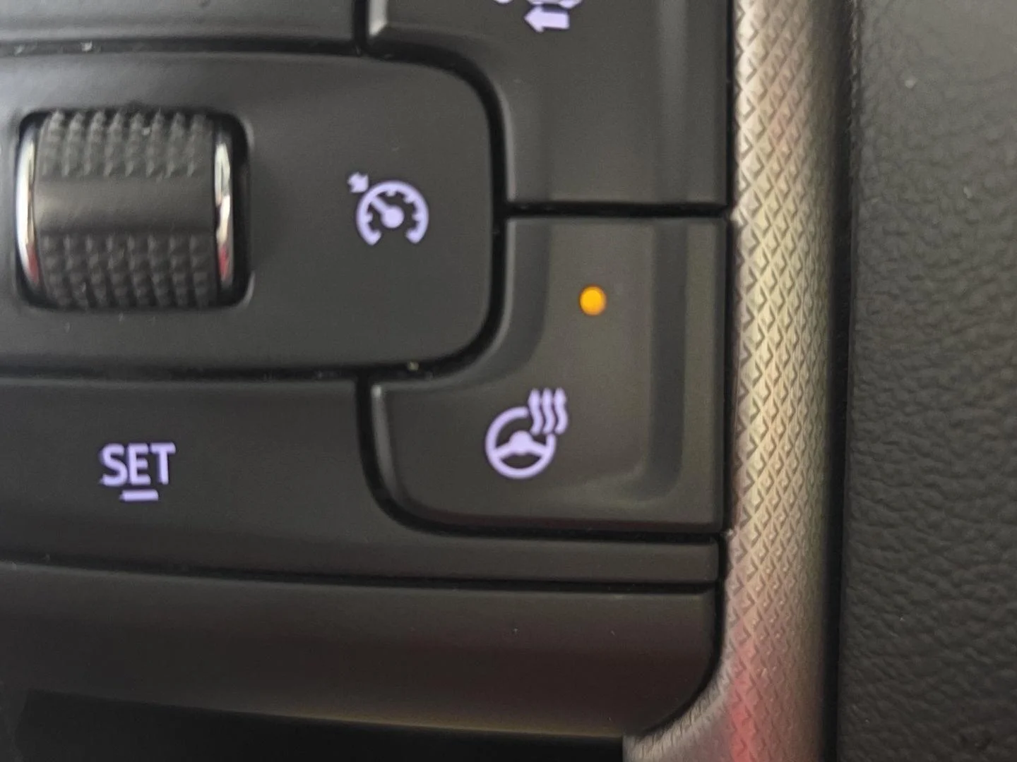 Used 2025 Onyx Black GMC Denali image 28
