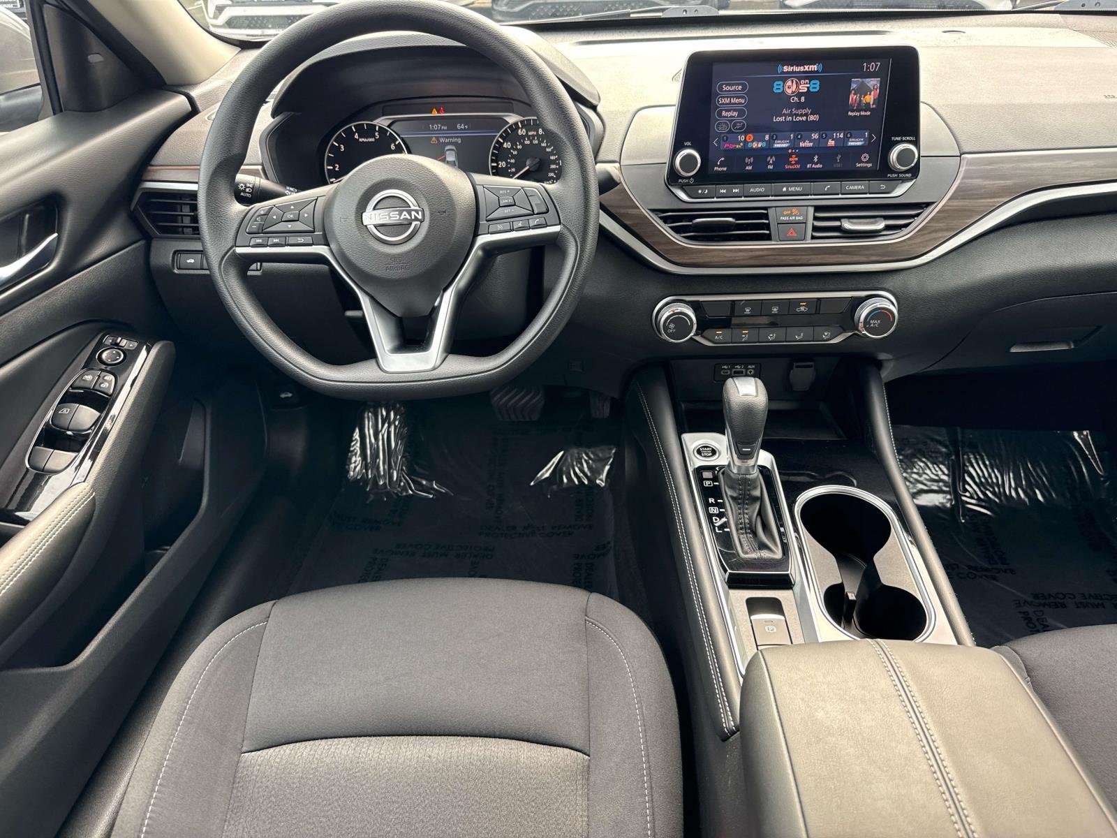 2023 Nissan Altima SV - Photo 13