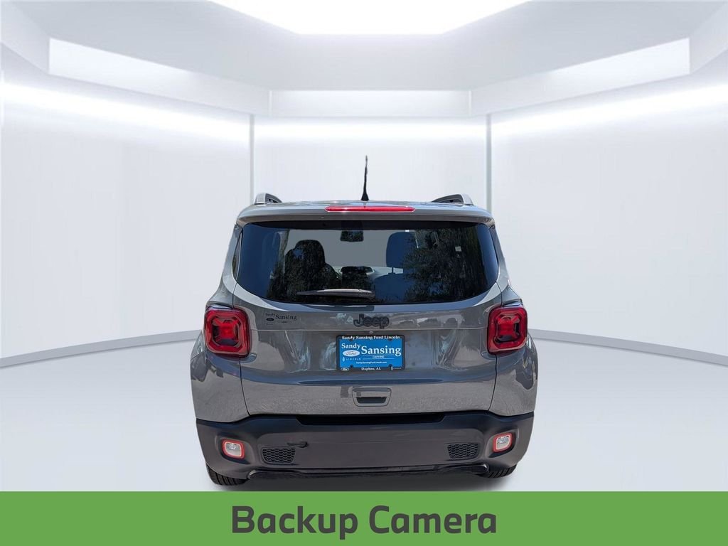 Used 2020 Gray Jeep Latitude image 5