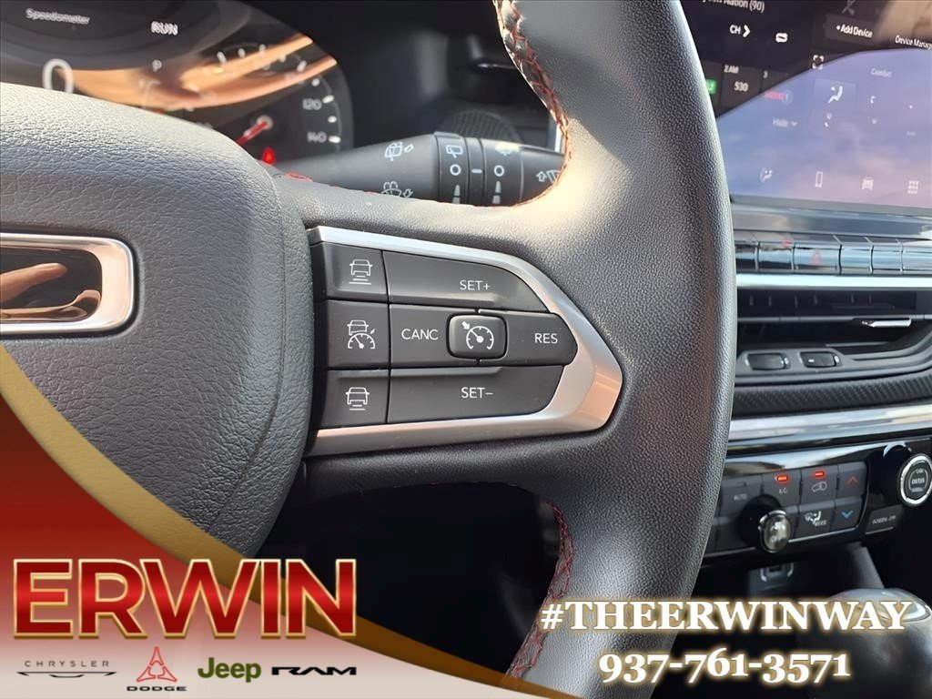 Certified Used 2022 Velvet Red Pearl Coat Jeep Trailhawk image 25