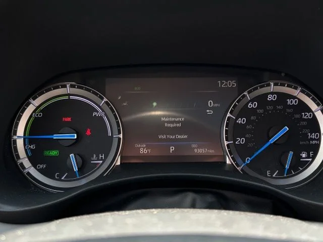 Used 2022 Gray Toyota Platinum image 43